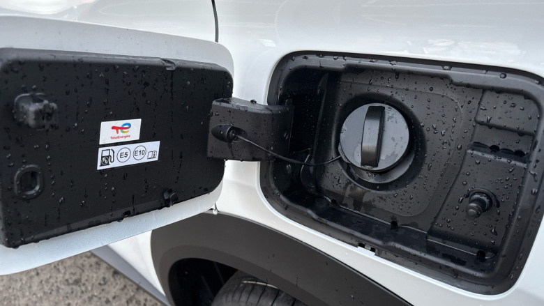 Vauxhall Frontera 1.2 Hybrid Design 5dr e-DCT6 Petrol Estate